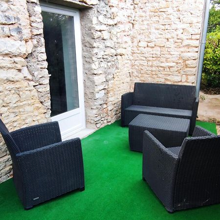 Naturel : Studio Calme Et Agreable Les Bordes Luaran gambar
