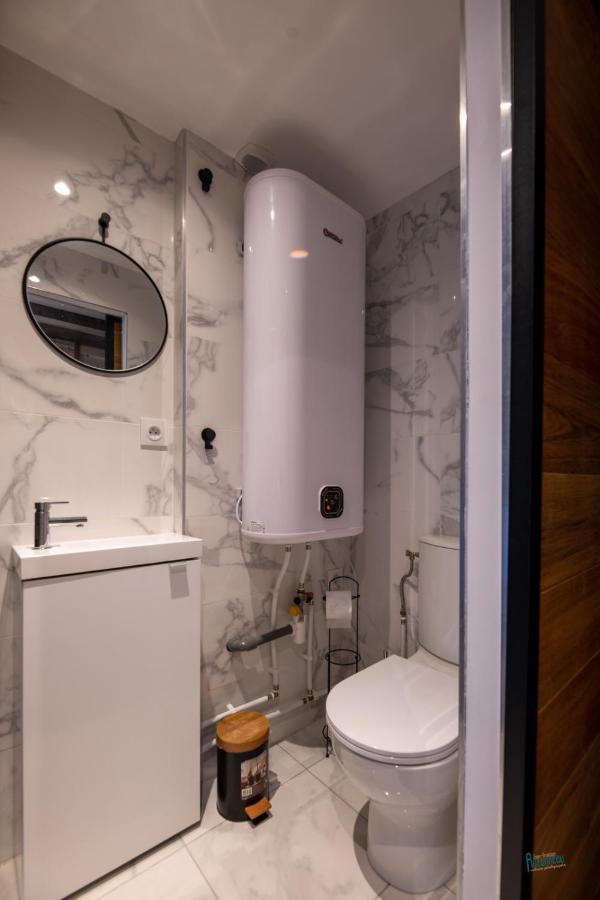 Naturel : Studio Calme Et Agreable Les Bordes Luaran gambar