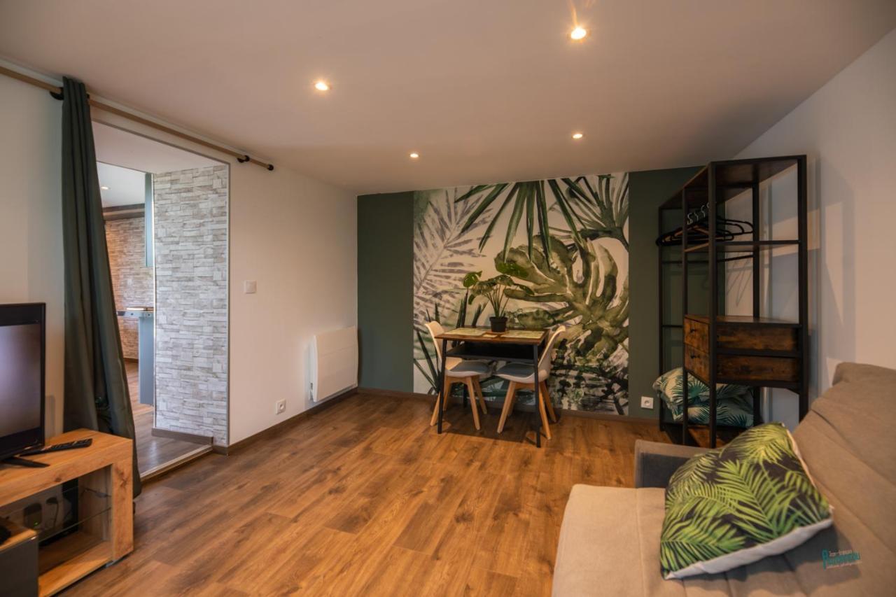 Naturel : Studio Calme Et Agreable Les Bordes Luaran gambar