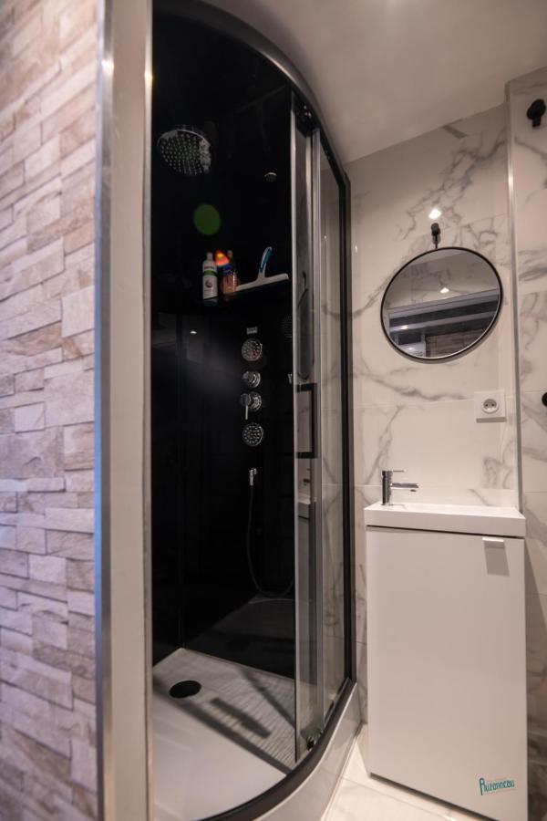 Naturel : Studio Calme Et Agreable Les Bordes Luaran gambar